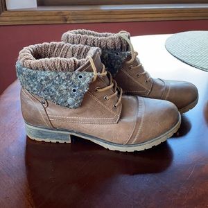 Women’s Sweater Ankle Booties